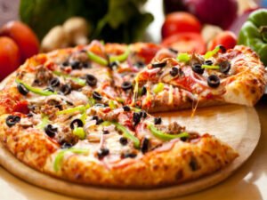 tawa-pizza-at-home-tawa-pizza-without-oven-without-yeast